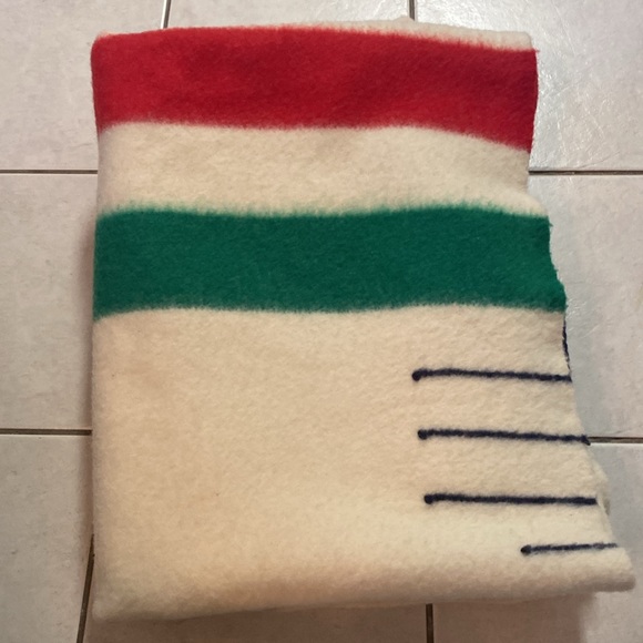 Vintage 1970 HB Blanket - Picture 3 of 8